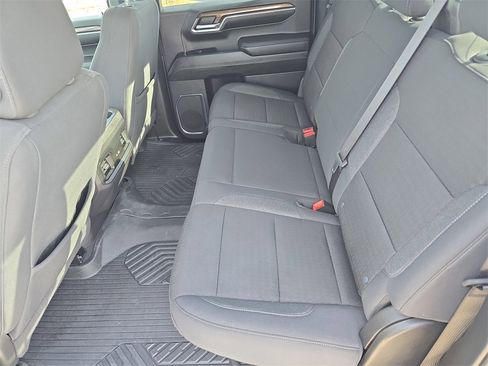 Used 2024 Chevrolet Silverado 1500 LT Trail Boss w/ Protection Package image 15