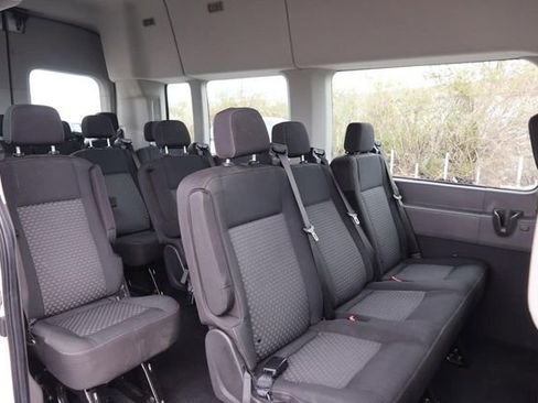 Used 2023 Ford Transit 350 XLT image 10