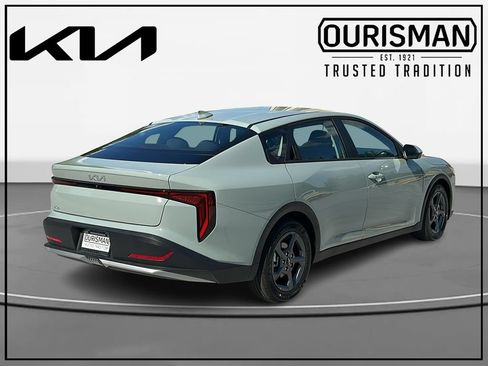 New 2026 Kia K4 FWD image 4