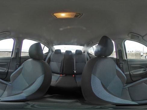 Used 2025 Nissan Versa SV image 40