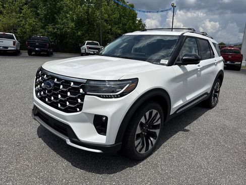 New 2026 Ford Explorer Platinum w/ LUX Leather Package AWD/4WD image 3