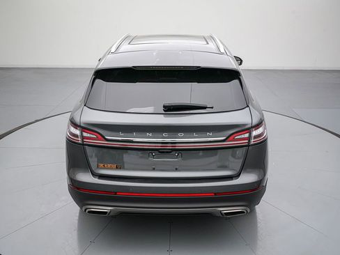 Used 2023 Lincoln Nautilus Reserve AWD/4WD image 6