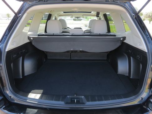 Used 2020 Subaru Forester Premium image 36