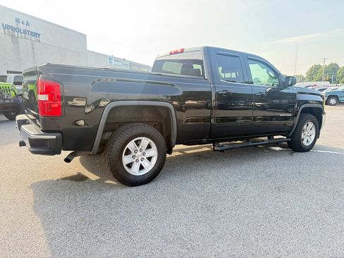Used 2017 GMC Sierra 1500 SLE w/ SLE Value Package AWD/4WD image 15