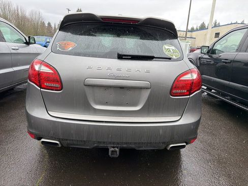 Used 2014 Porsche Cayenne image 5