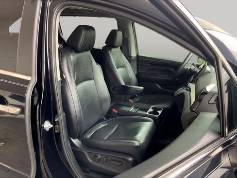 Used 2022 Honda Odyssey Touring image 9