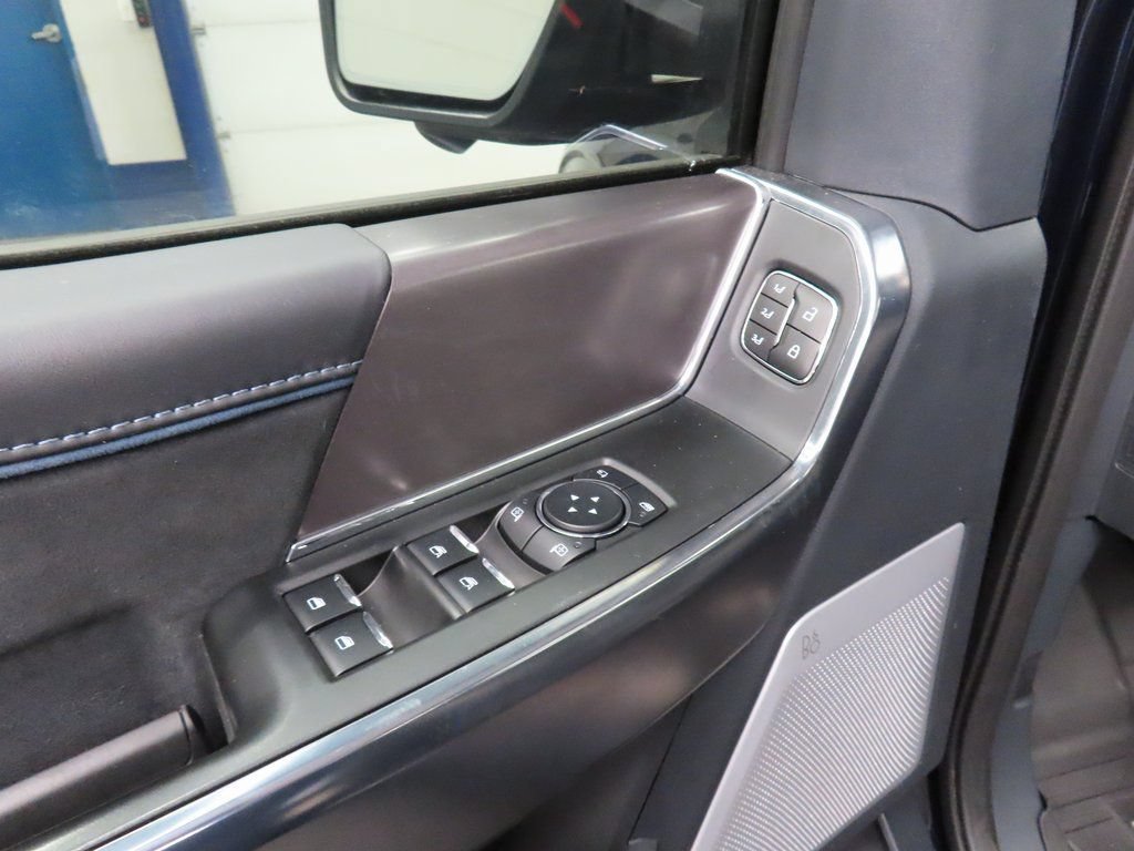 Used 2025 Ford F150 Platinum w/ FX4 Off-Road Package AWD/4WD image 56