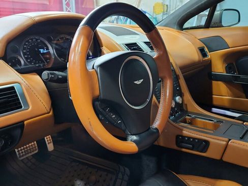 Used 2008 Aston Martin V8 Vantage Roadster RWD image 19