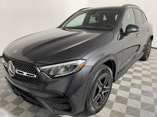 Used 2024 Mercedes-Benz GLC 300 image 1