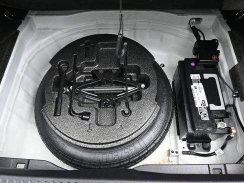 Used 2011 Hyundai Genesis 4.6 image 47