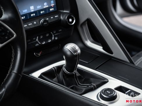 Used 2016 Chevrolet Corvette Stingray Coupe w/ Battery Protection Package image 20