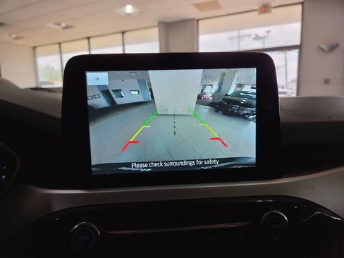 Used 2020 Ford Escape SE FWD image 32