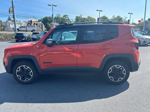 Used 2015 Jeep Renegade Trailhawk AWD/4WD image 7