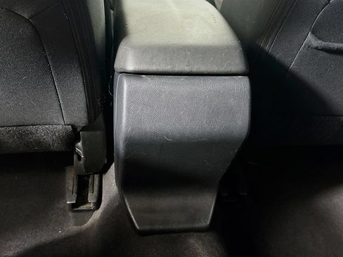 Used 2018 Subaru Crosstrek 2.0i AWD/4WD image 28