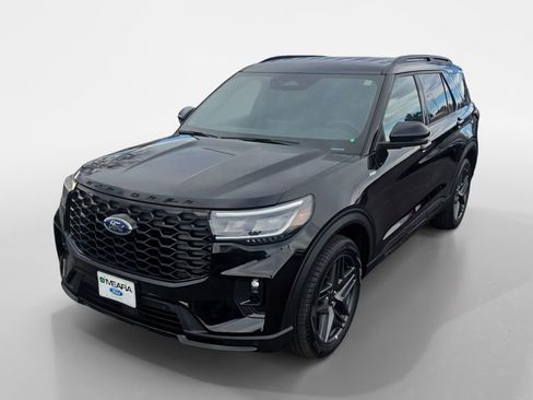 Used 2025 Ford Explorer ST-Line w/ ST-Line Street Pack image 23