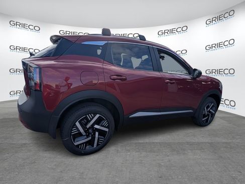 New 2026 Nissan Kicks SV w/ SV Premium Package image 7