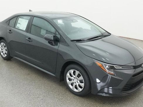 New 2026 Toyota Corolla LE image 17