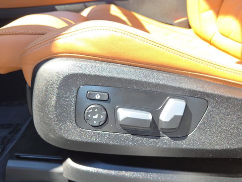 Certified 2024 BMW X5 xDrive40i w/ Premium Package image 11