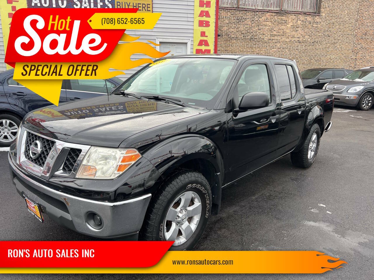 Used 2010 Nissan Frontier SE AWD/4WD image 1
