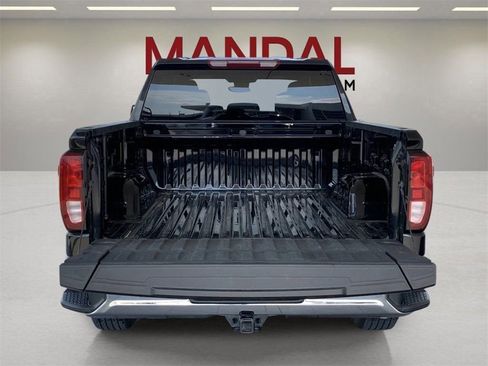 Used 2024 GMC Sierra 1500 SLE image 20