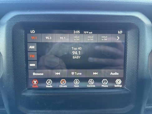 Certified 2022 Jeep Gladiator Sport image 17