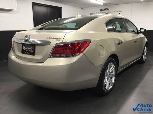 Used 2010 Buick LaCrosse CXL image 10