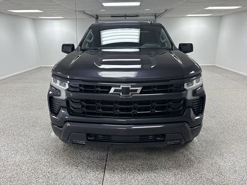 Used 2023 Chevrolet Silverado 1500 RST image 3