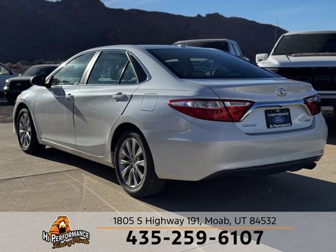 Used 2016 Toyota Camry XLE image 10
