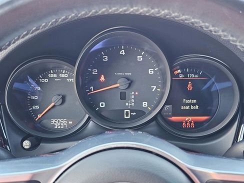 Used 2021 Porsche Macan image 23