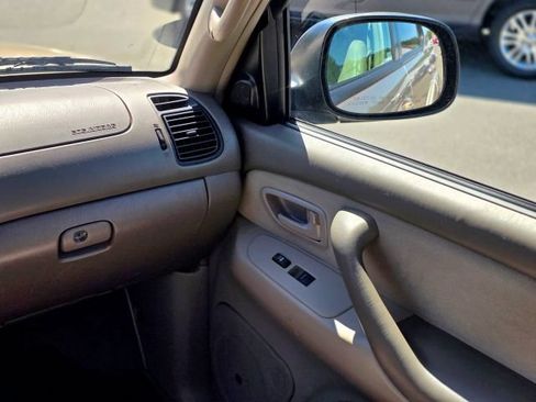 Used 2007 Toyota Sequoia SR5 AWD/4WD image 27