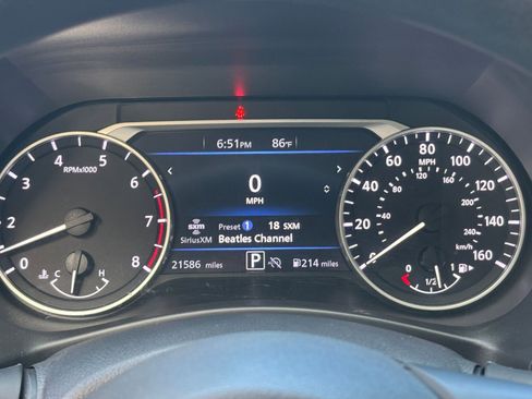 Used 2025 Nissan Sentra SV FWD image 35