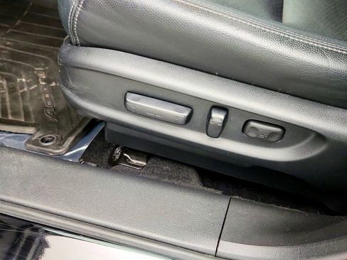 Used 2017 Honda Accord EX-L image 12