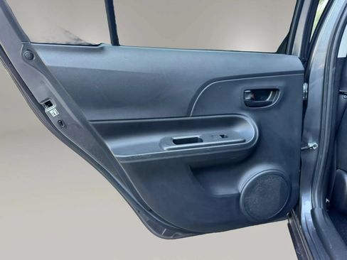 Used 2016 Toyota Prius C One FWD image 9