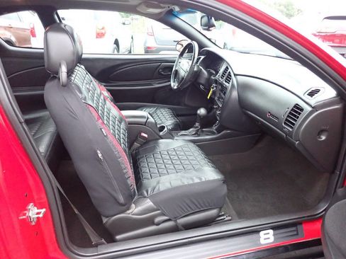 Used 2004 Chevrolet Monte Carlo SS w/ Dale Earnhardt Jr. Package FWD image 11