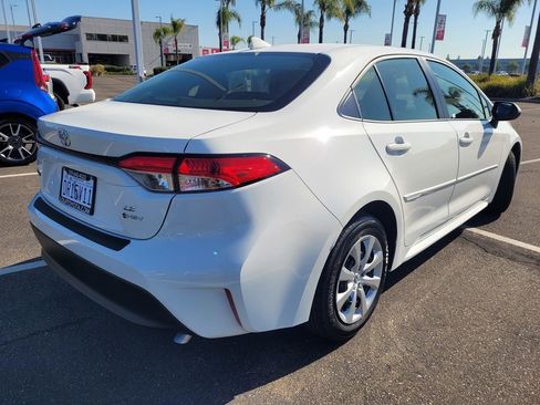 Used 2026 Toyota Corolla Hybrid Sedan FWD image 4