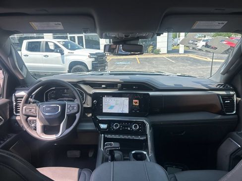 Certified 2023 GMC Sierra 1500 Denali AWD/4WD image 32