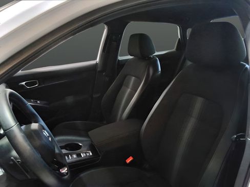 Used 2025 Honda Civic Sport image 9