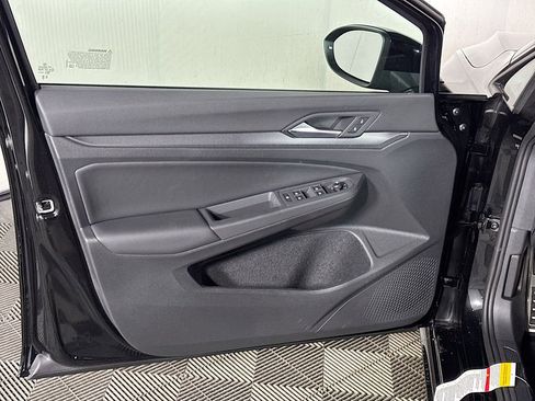 New 2026 Volkswagen Golf image 10