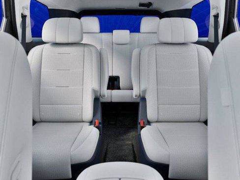 New 2026 Hyundai Palisade Calligraphy FWD image 12