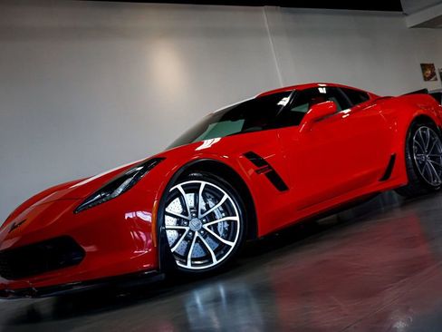 Used 2017 Chevrolet Corvette Grand Sport w/ Z07 Performance Package image 75