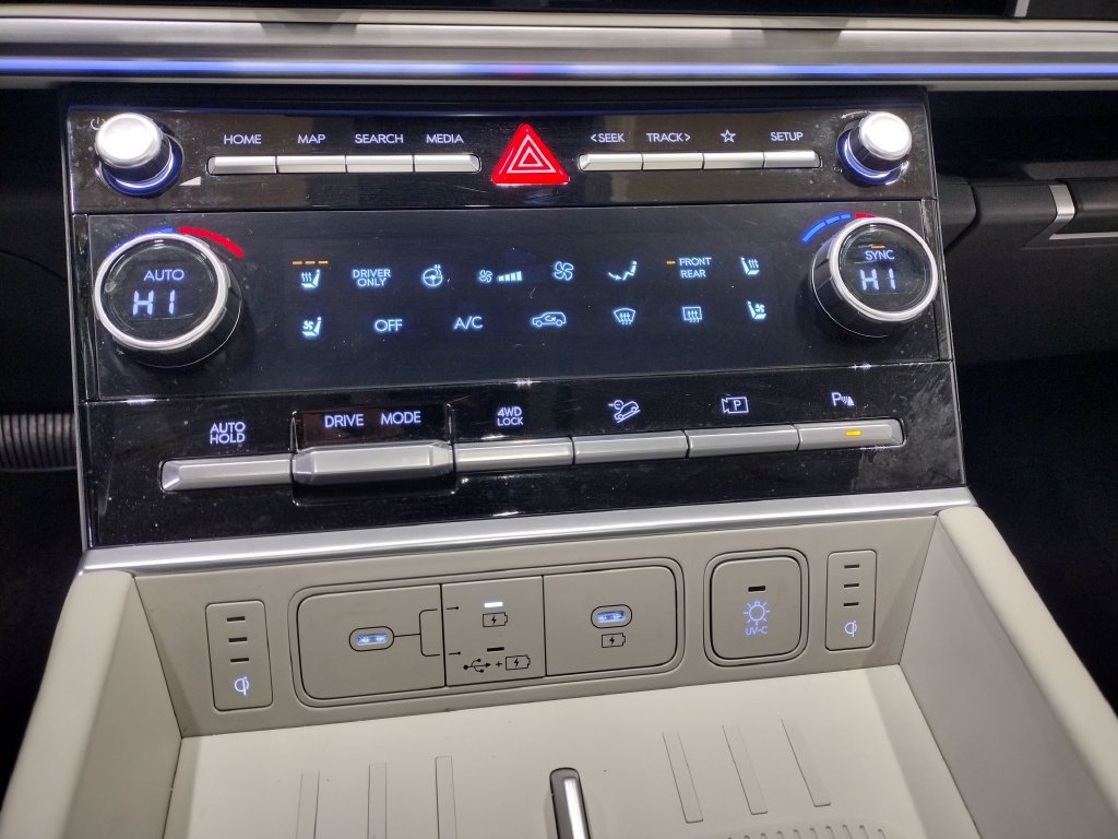 Certified 2025 Hyundai Santa Fe Calligraphy AWD/4WD image 45
