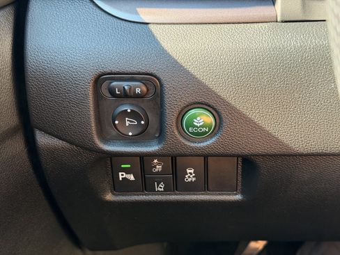Used 2023 Honda Passport EX-L image 17