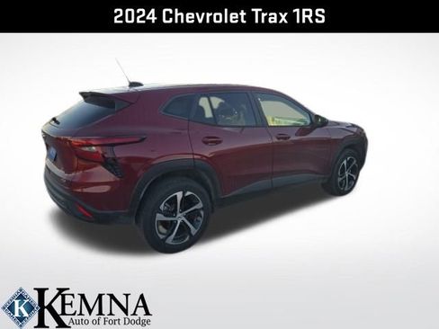 Used 2024 Chevrolet Trax RS w/ Driver Confidence Package image 7