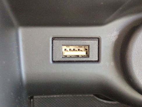 Used 2019 Buick Cascada Premium image 20