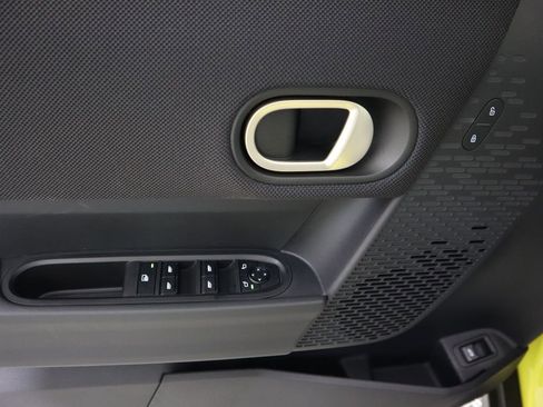 New 2026 MINI Cooper 4-Door Hardtop image 25