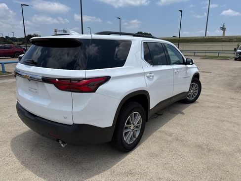 Used 2023 Chevrolet Traverse LT w/ LPO, Floor Liner Package AWD/4WD image 11