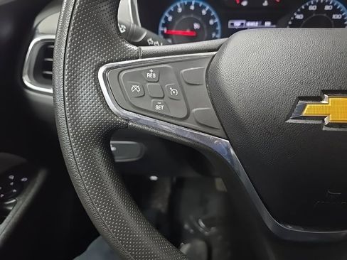 Used 2019 Chevrolet Equinox LS w/ LS Convenience Package image 15