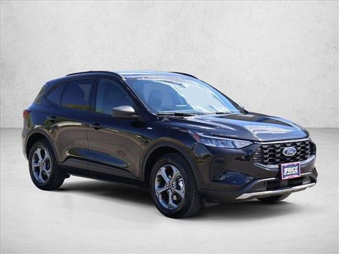 Used 2025 Ford Escape ST-Line AWD/4WD image 3