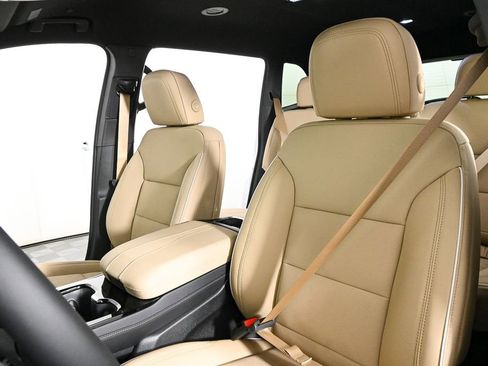 New 2026 Buick Enclave Preferred w/ Power Package image 5