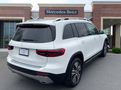 Used 2025 Mercedes-Benz GLB 250 image 5
